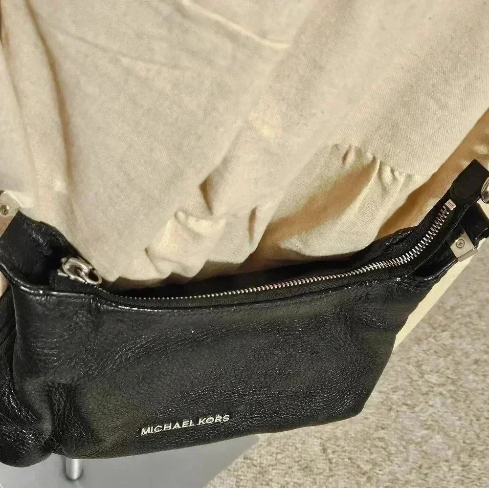 Michael Kors small Black Cross-Body Bag - Picture 10 of 12